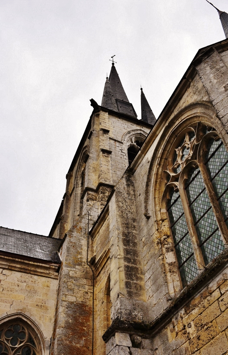 ²église Saint-Julien - Royaucourt-et-Chailvet