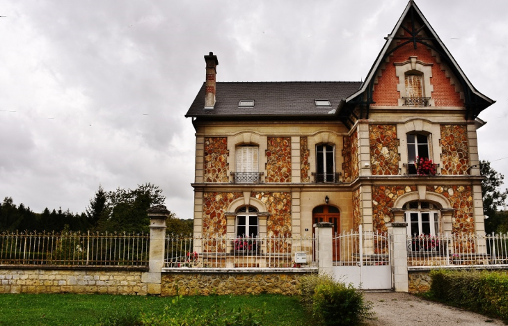 La Commune - Saint-Christophe-à-Berry