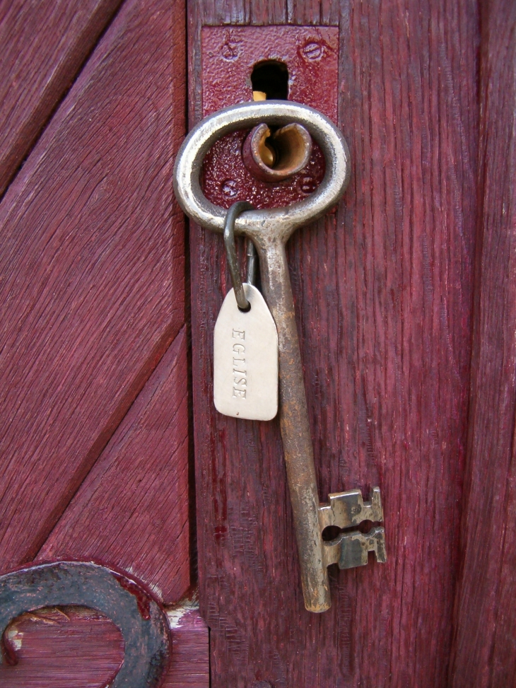 La clef du paradis ? Non, la clé de l'église - Saint-Thomas