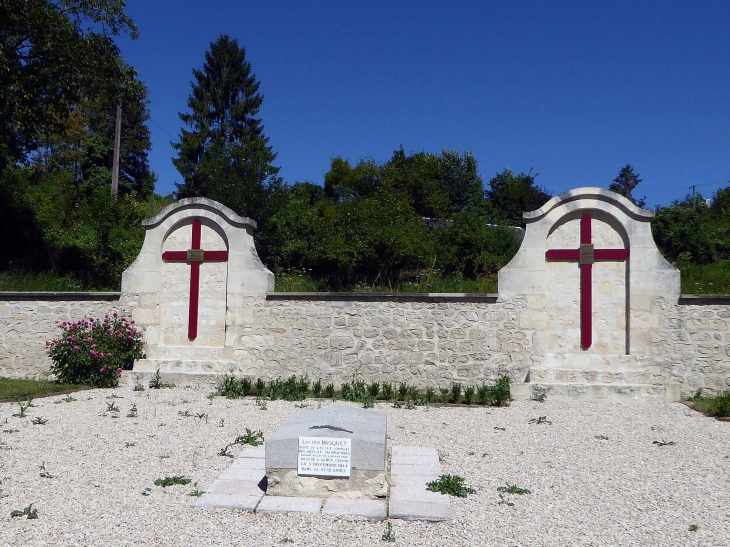 Le cimetière militaire - Sancy-les-Cheminots