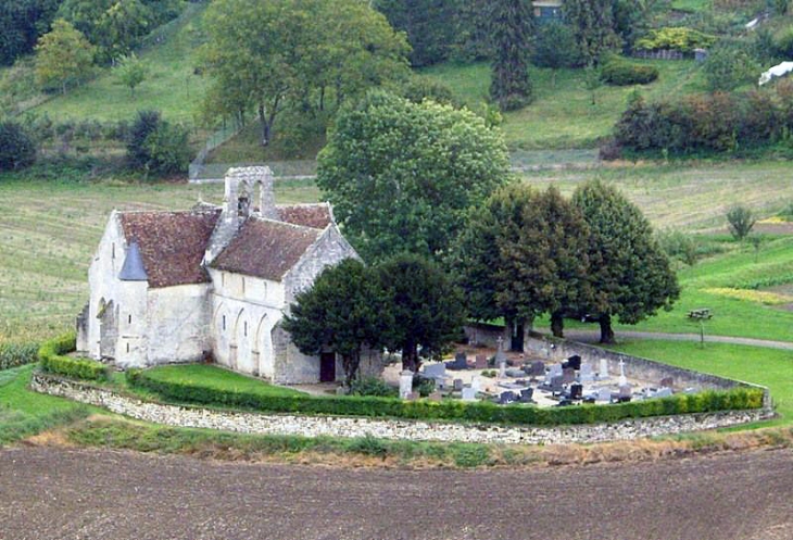 L'église isolée - Serval