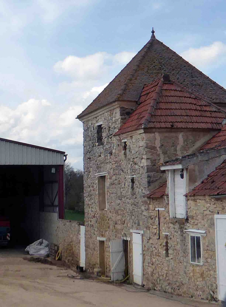 Cour de ferme - Sommelans