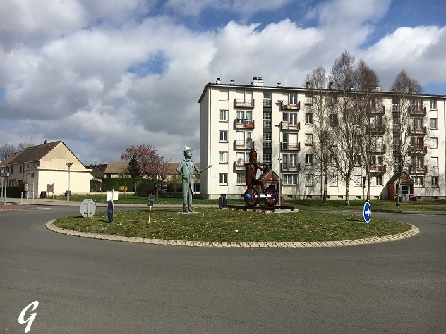 Rond point de la gare - Tergnier