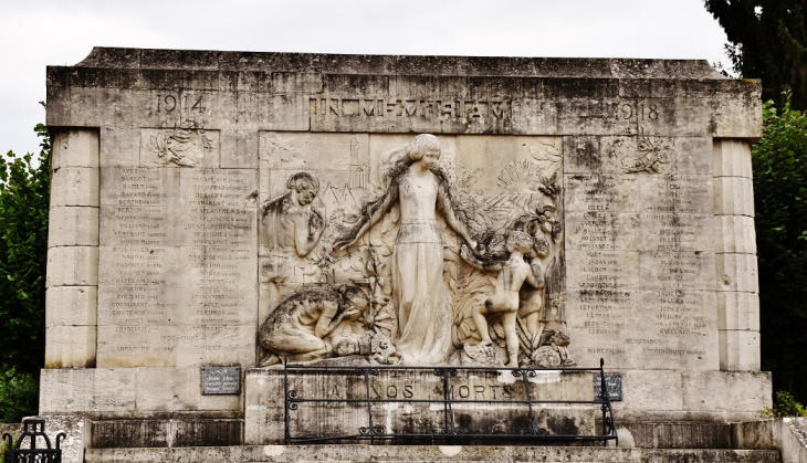 Monument-aux-Morts - Vailly-sur-Aisne