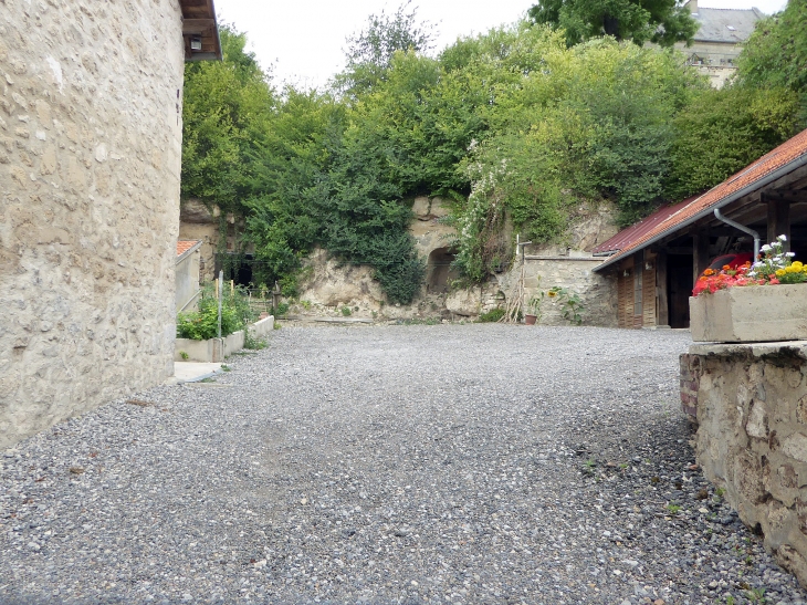 Cour de ferme - Vauxcéré