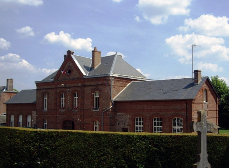 La mairie - Vigneux-Hocquet