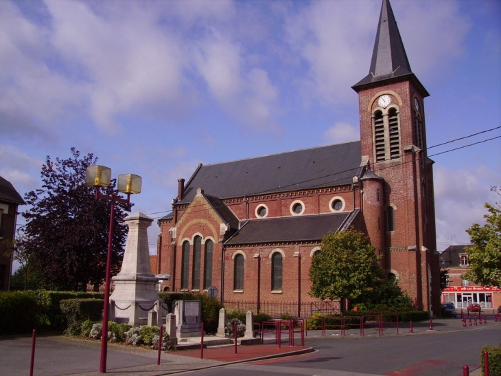 L'eglise - Viry-Noureuil