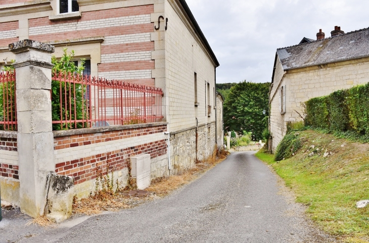 Le Village - Autrêches