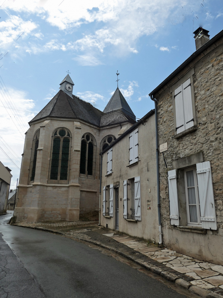 Derrière l'église - Barbery