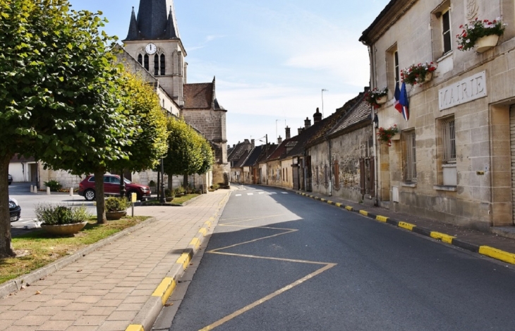 Le Village - Berneuil-sur-Aisne