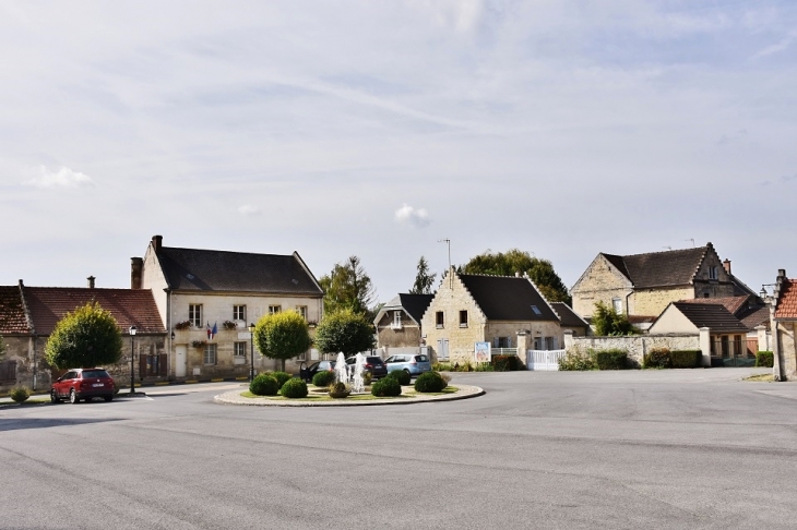 Le Village - Berneuil-sur-Aisne