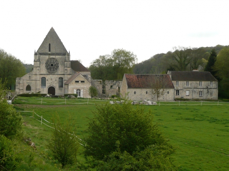Abbaye royale Le Lieu Restauré - Bonneuil-en-Valois