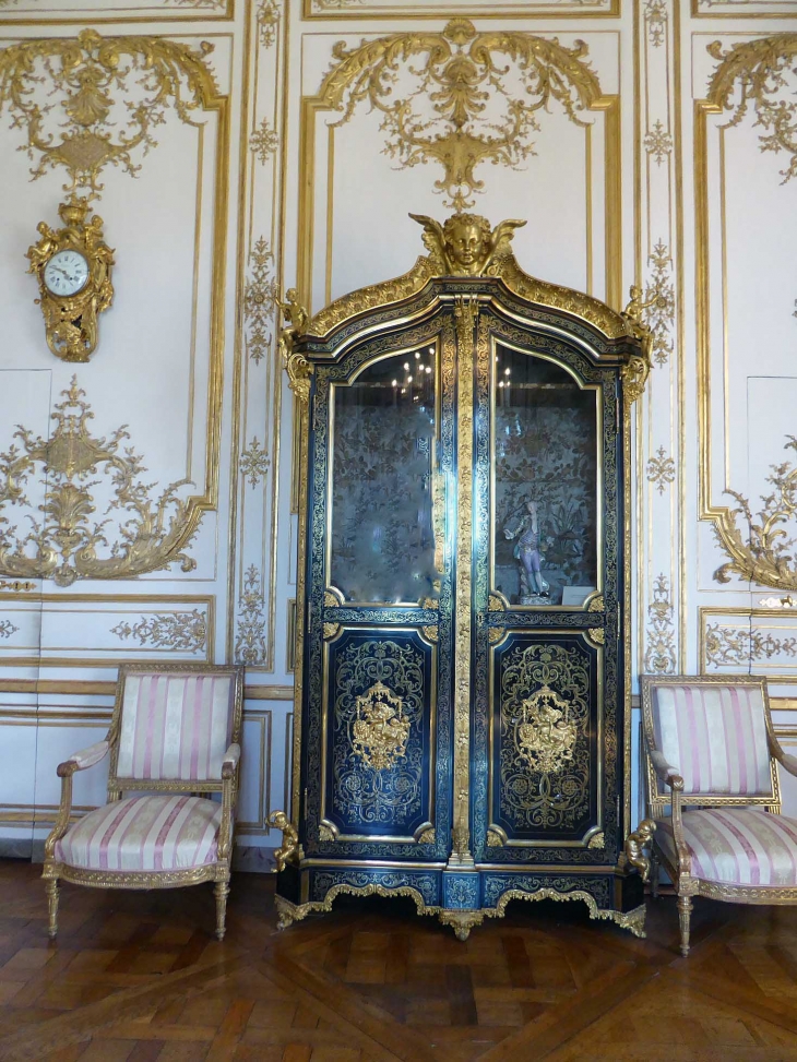 Les appartements princiers : le salon de musique - Chantilly