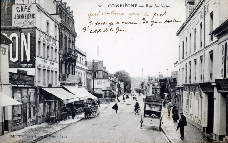 Rue Solférino, vers 1914 (carte postale ancienne). - Compiègne