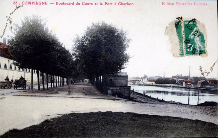 Boulevard du Cours et le port à charbon, vers 1914 (carte postale ancienne). - Compiègne