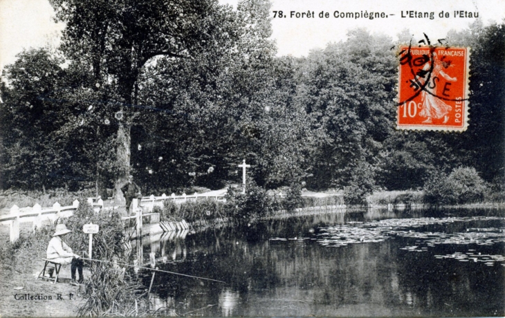 Forêt de Compiègne - L'étang de l'Etau, vers 1914 (carte postale ancienne).