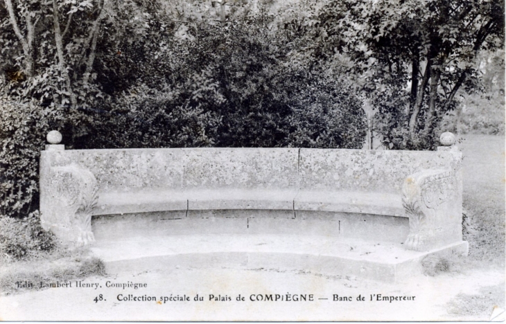 Collection spéciale du Palais de Compiegne - Banc de l'Empereur, vers 1914 (carte postale ancienne). - Compiègne