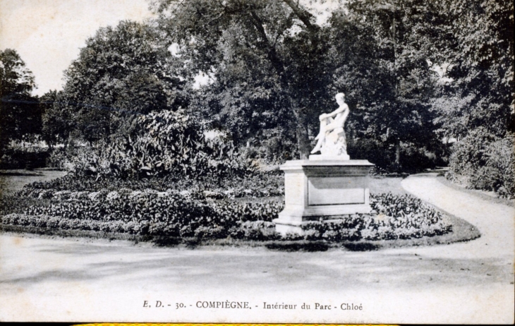 Intérieur du Parc - Chloé, vers 1914 'carte postale ancienne). - Compiègne