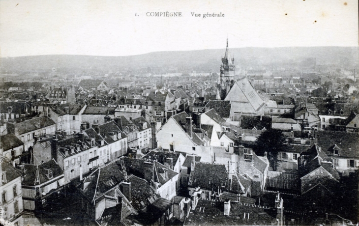 Vue générale, vers 1928 (carte postale ancienne). - Compiègne