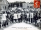 Photo précédente de Compiègne Fêtes de Jeanne d'Arc (8-15 juin 1913) - Un groupe de figurant (carte postale ancienne).