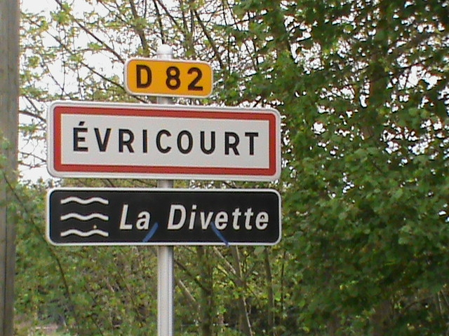 Evricourt panneau - Évricourt