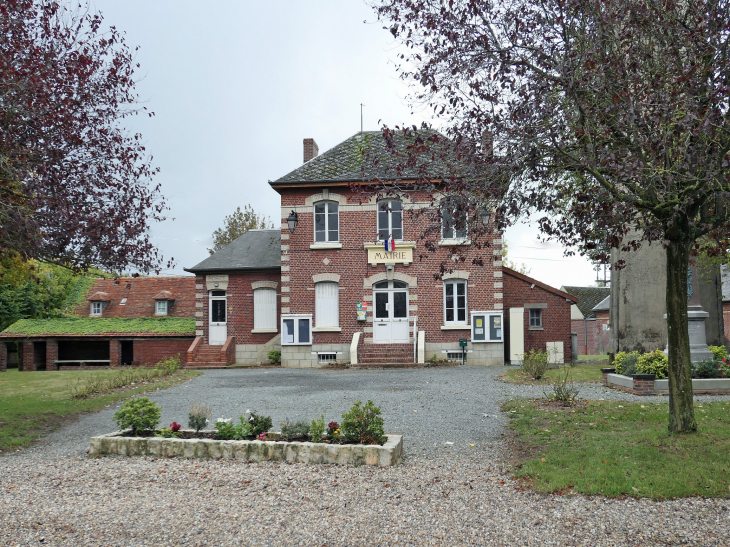 La mairie - Ferrières