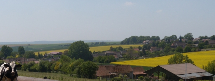 Vue depuis la route menant à la Gloriette - Fournival