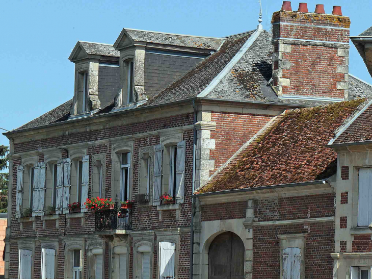 Maison dans le village - Hémévillers