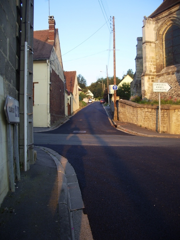 Rue de l'eglise - Janville