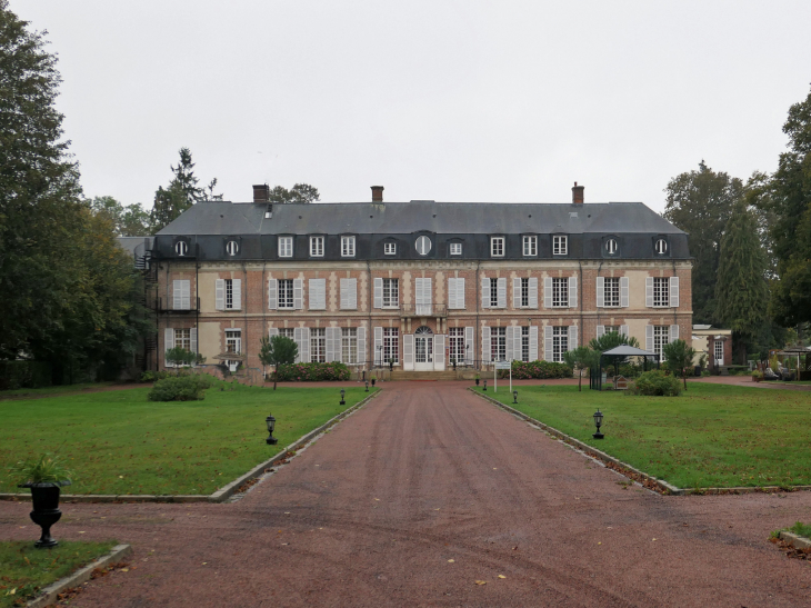 Le château - La Houssoye