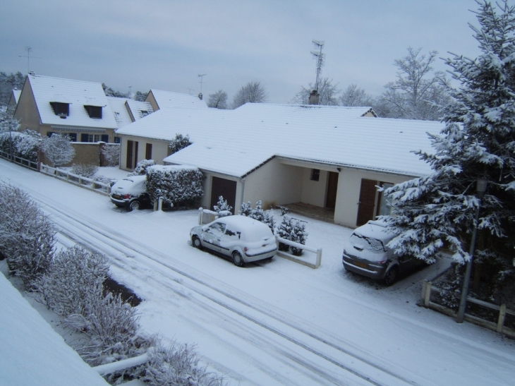 Sous la neige - Lacroix-Saint-Ouen