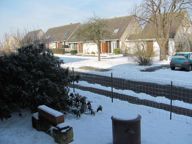 Tombe la neige rue de la croisette - Le Coudray-Saint-Germer