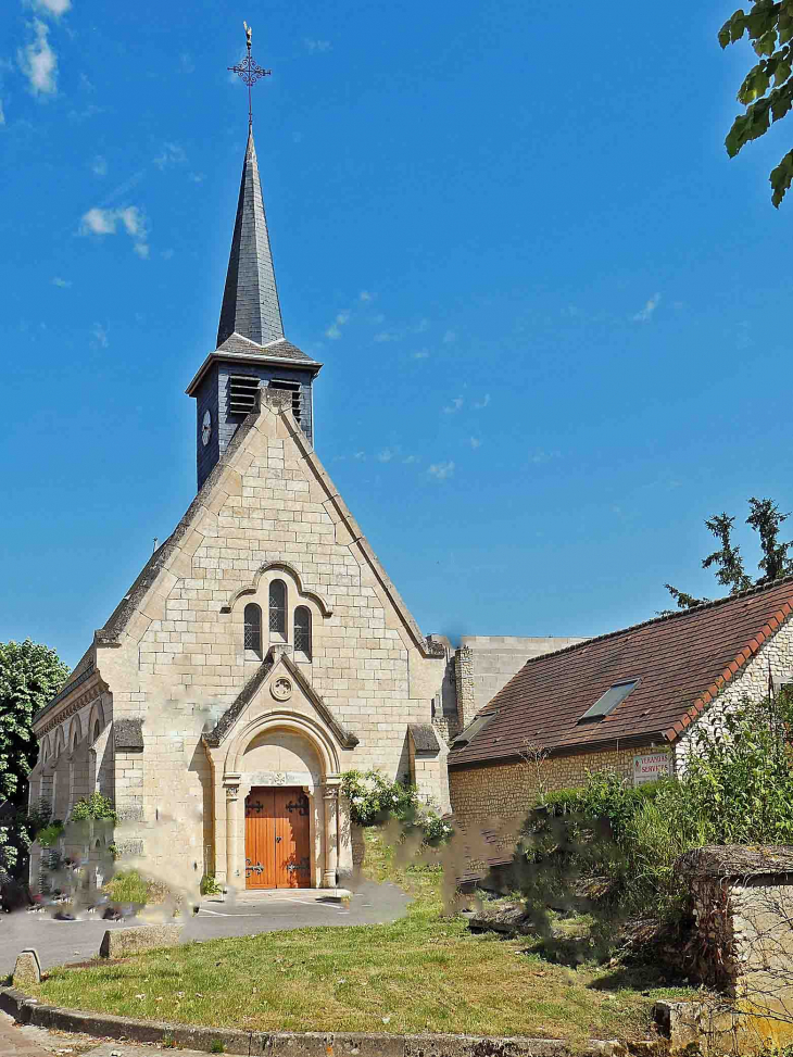 Eglise de Blaisnes-sur-Aronde commune non accessible dans la liste - Monchy-Humières