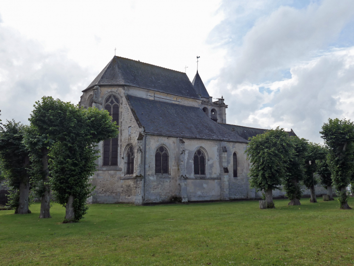L'église - Mont-l'Évêque