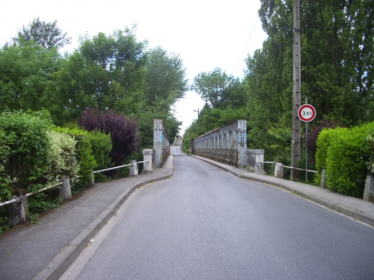 Les deux ponts - Montmacq