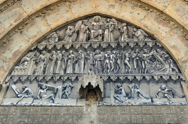 Cathédrale Notre Dame : porche restauré - Noyon