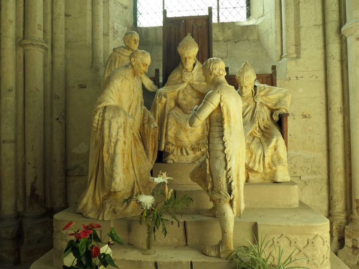 Cathédrale Notre Dame : Pinchon la réhabilitation de Jeanne d'A - Noyon