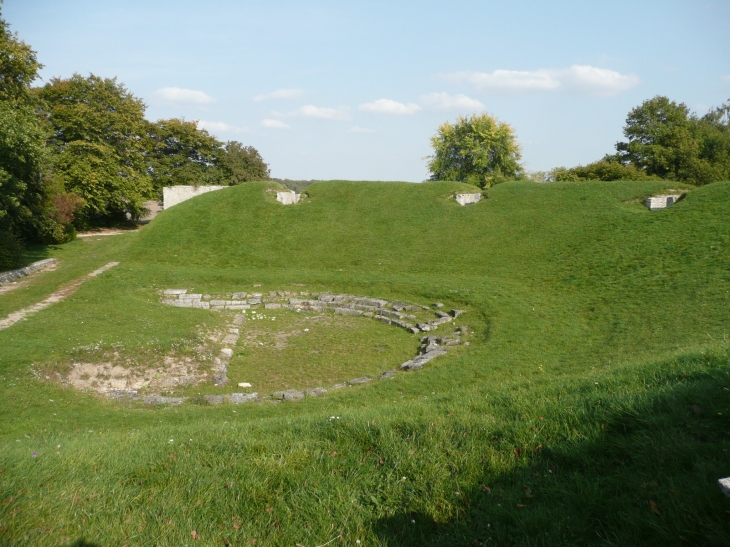 Site Gallo Romains de Champlieu - Le théatre - Orrouy