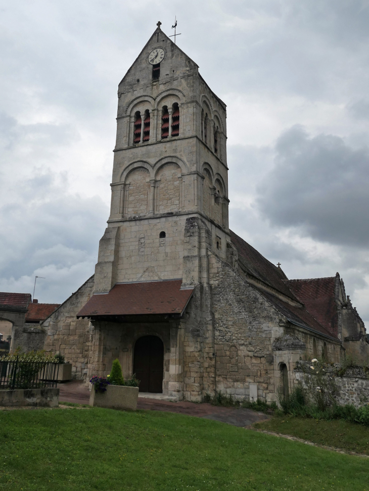 L'église - Orrouy