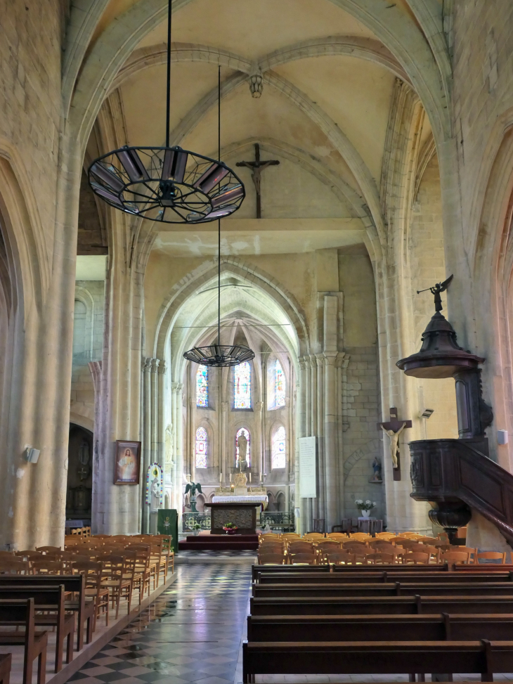 Eglise Saint Louis : la nef - Ressons-sur-Matz