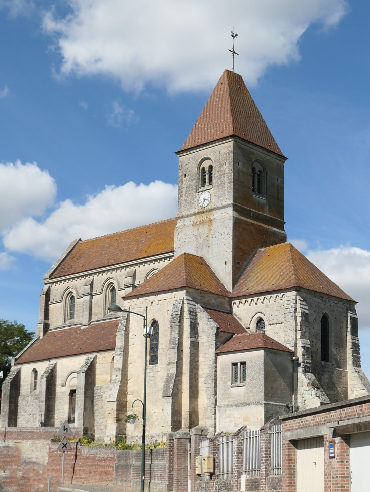 L'église - Roye-sur-Matz