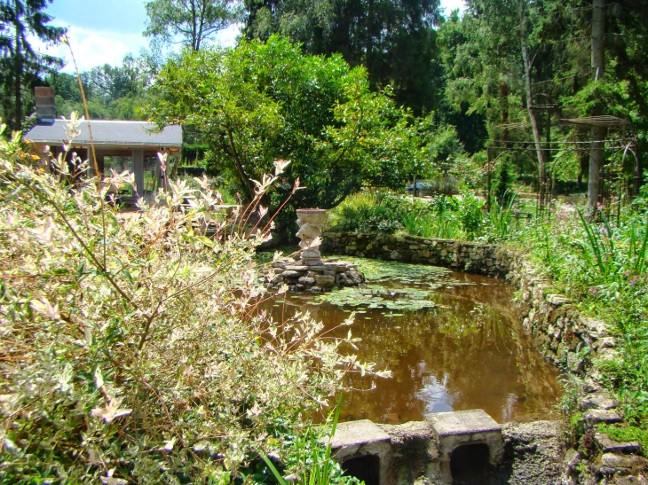 Le jardin de Saint Jean (au cœur de la forêt de Compiègne) - Saint-Jean-aux-Bois