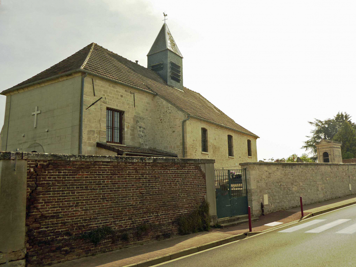 L'église - Saint-Martin-Longueau