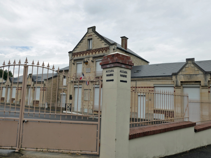 La mairie - Saintines