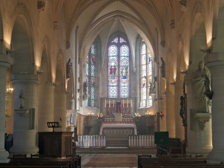 Dans l'église - Salency