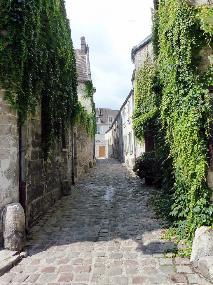 Ruelle pavée - Senlis