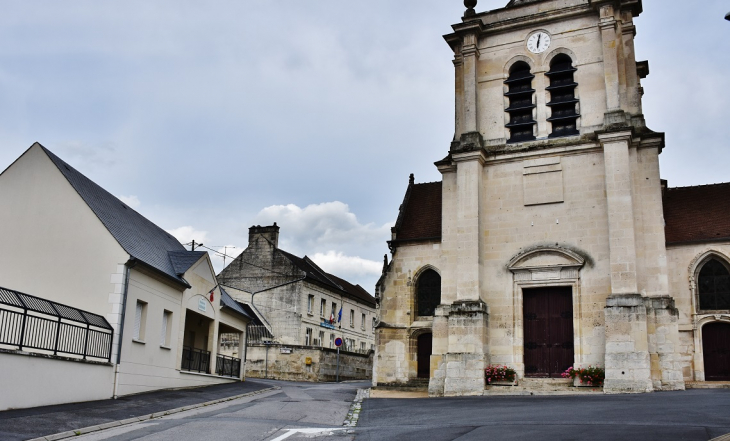 La Commune - Tracy-le-Mont