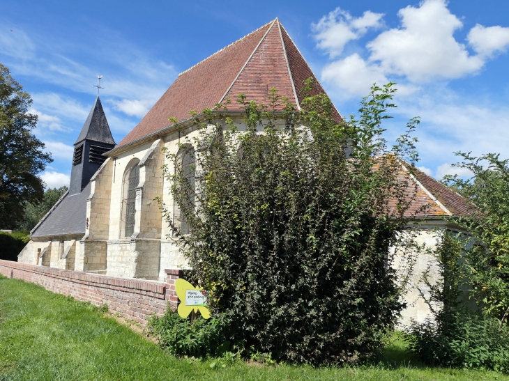 Le chevet de l'église - Vandélicourt