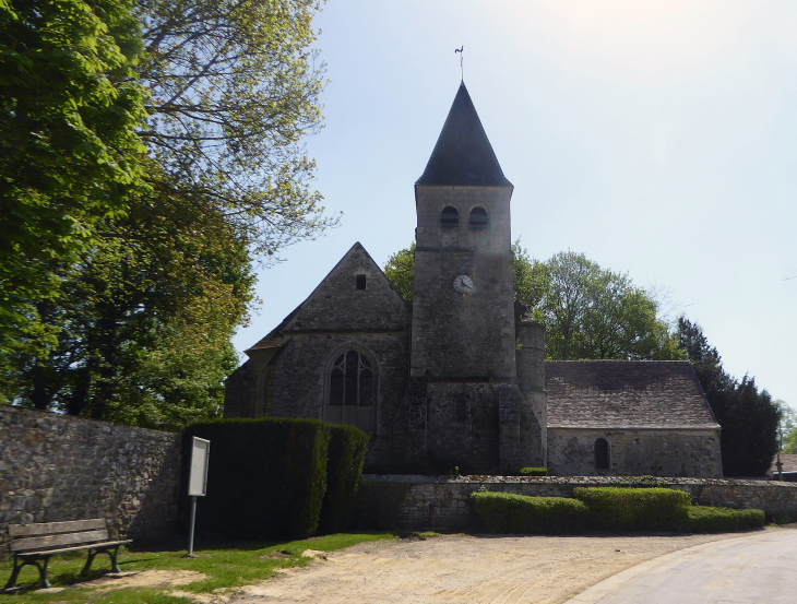 Droizelles : l'église - Versigny