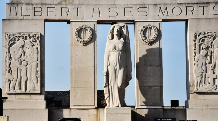 Monument-aux-Morts - Albert